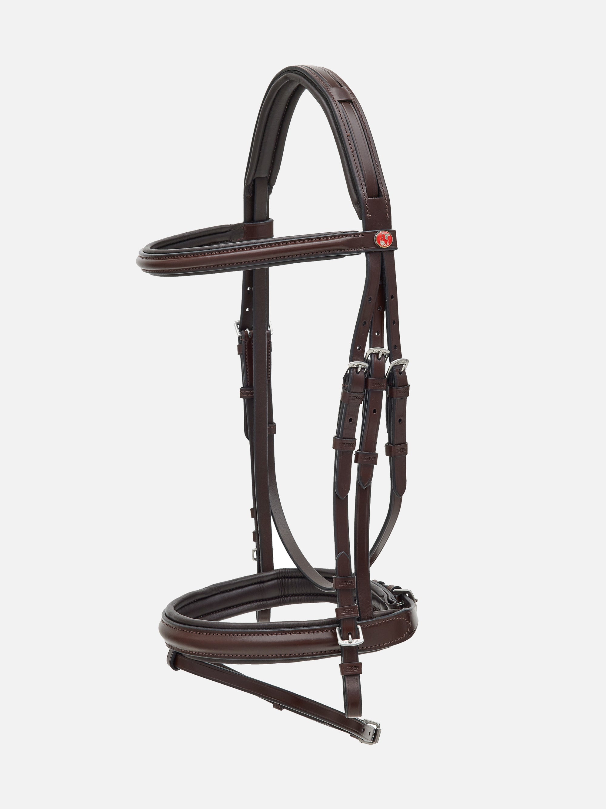Trense Ergonomic Line in Braun mit Chrombeschlägen am Pferd